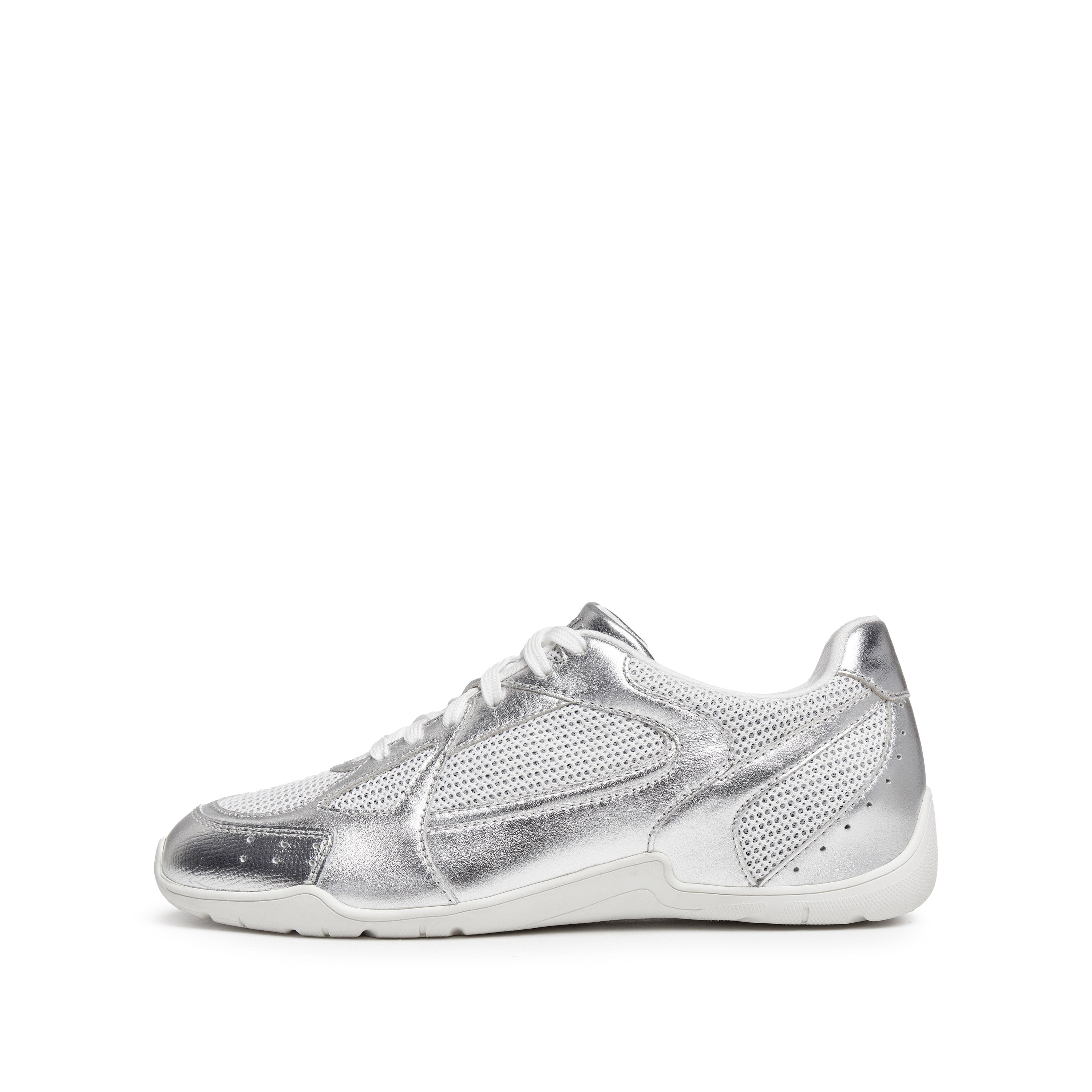 Silvery Meshed Patch Lace Up Runner