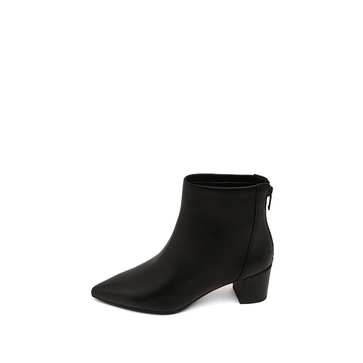 Black Leather Pointy Heeled Ankle Boots