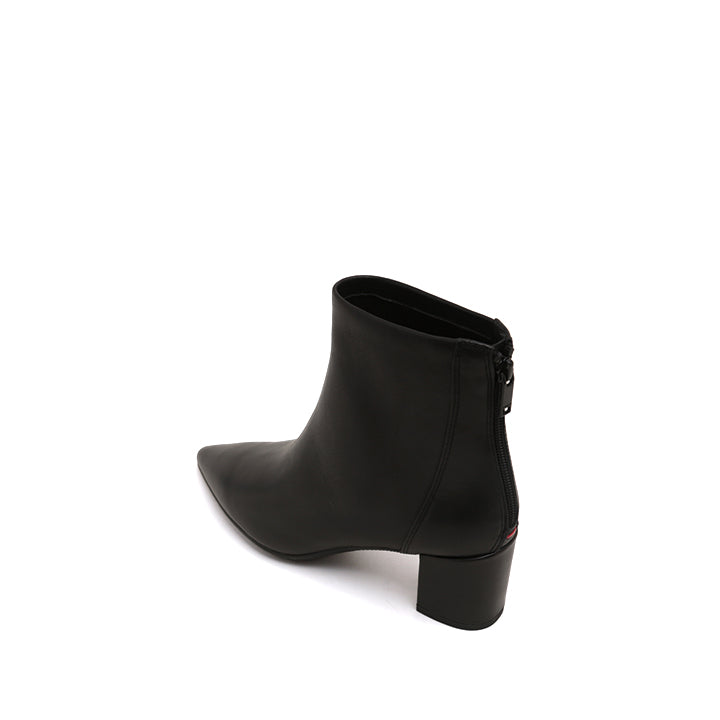 Black Leather Pointy Heeled Ankle Boots