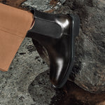 Load image into Gallery viewer, Brown Brushed Boxy Charles Boots
