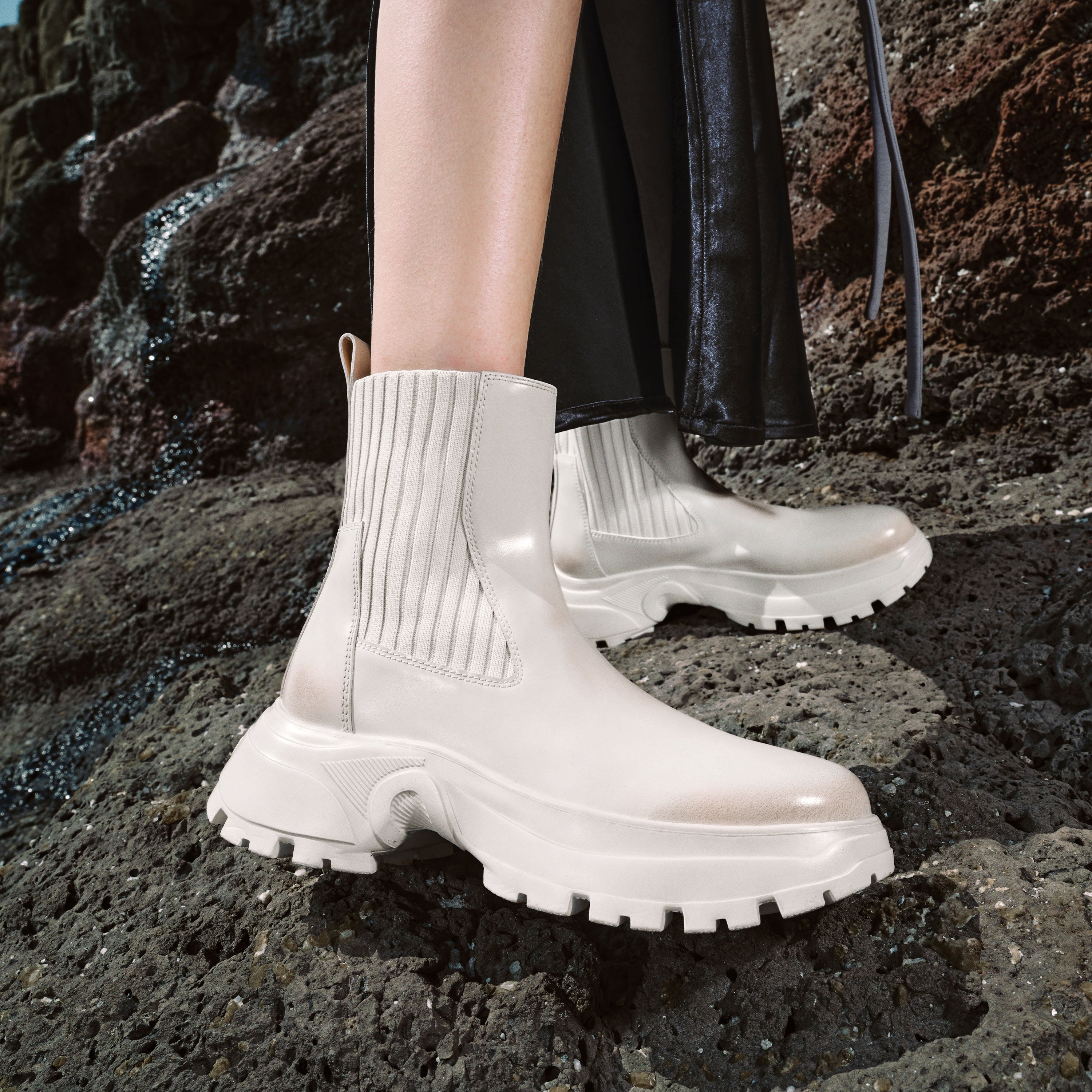 White Brushed ST Chunky Chelsea Boots
