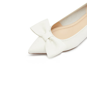 Beige Leather Bow Pointy Flats