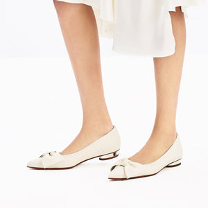 Beige Leather Bow Pointy Flats