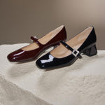 Load image into Gallery viewer, Black Crystal buckle Mary Jane Pumps
