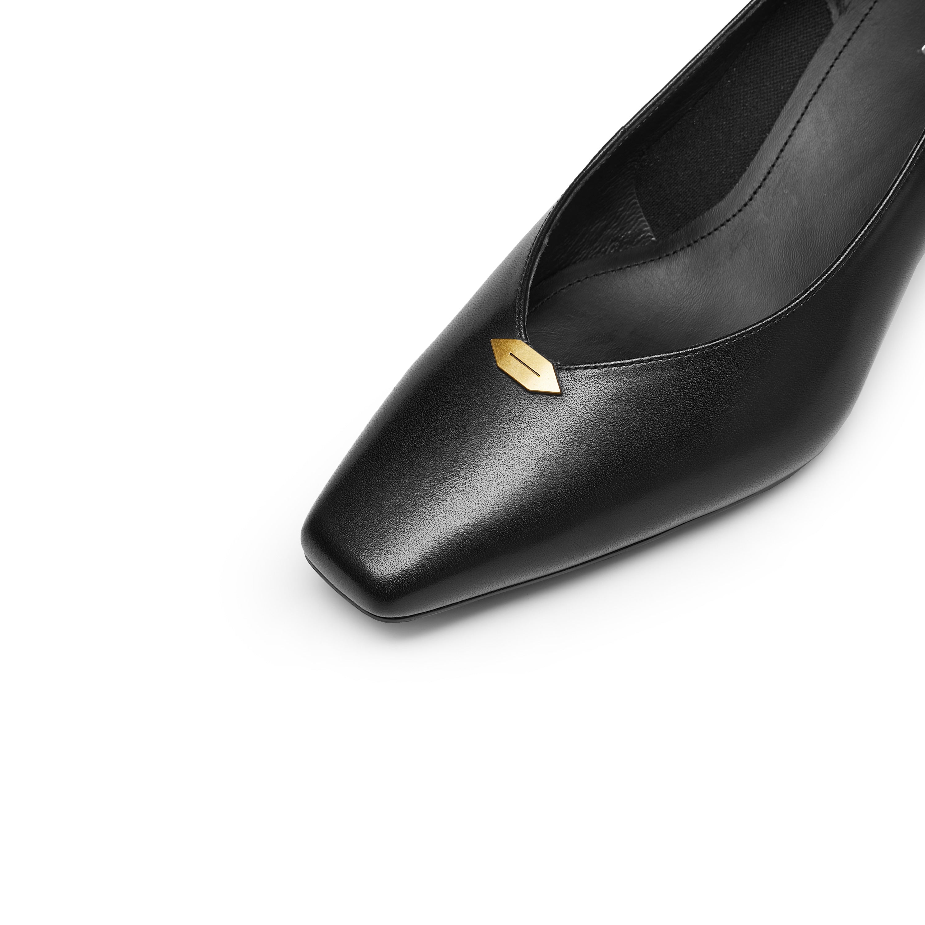 Black ST Leaf Leather Workwear Pumps