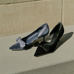 Load image into Gallery viewer, Gray Blue Meshed Pointy Bow Pumps
