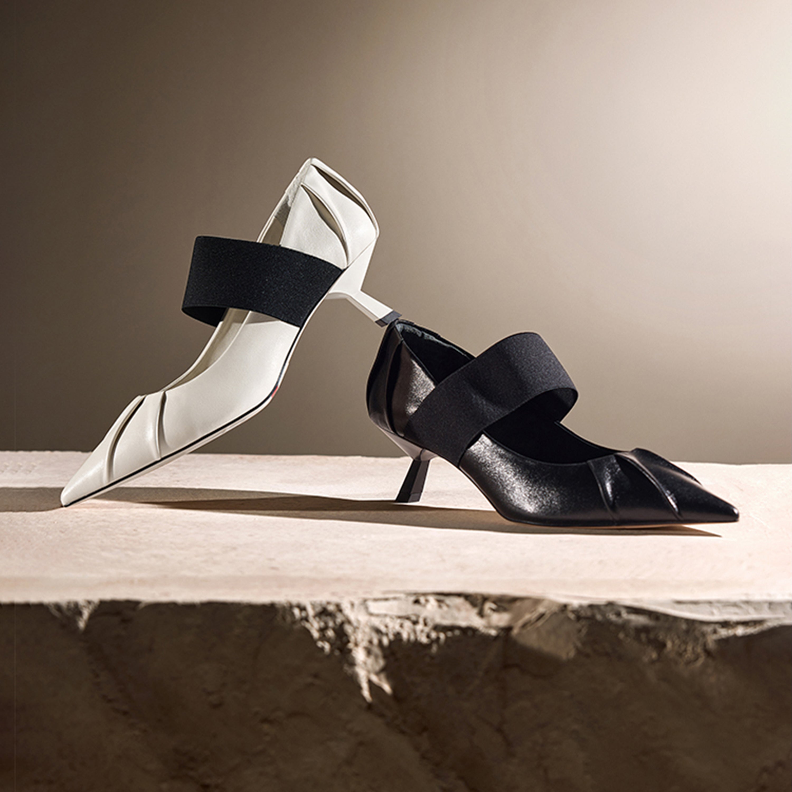 White Pleated Pointy Elastic Ballerina Pumps