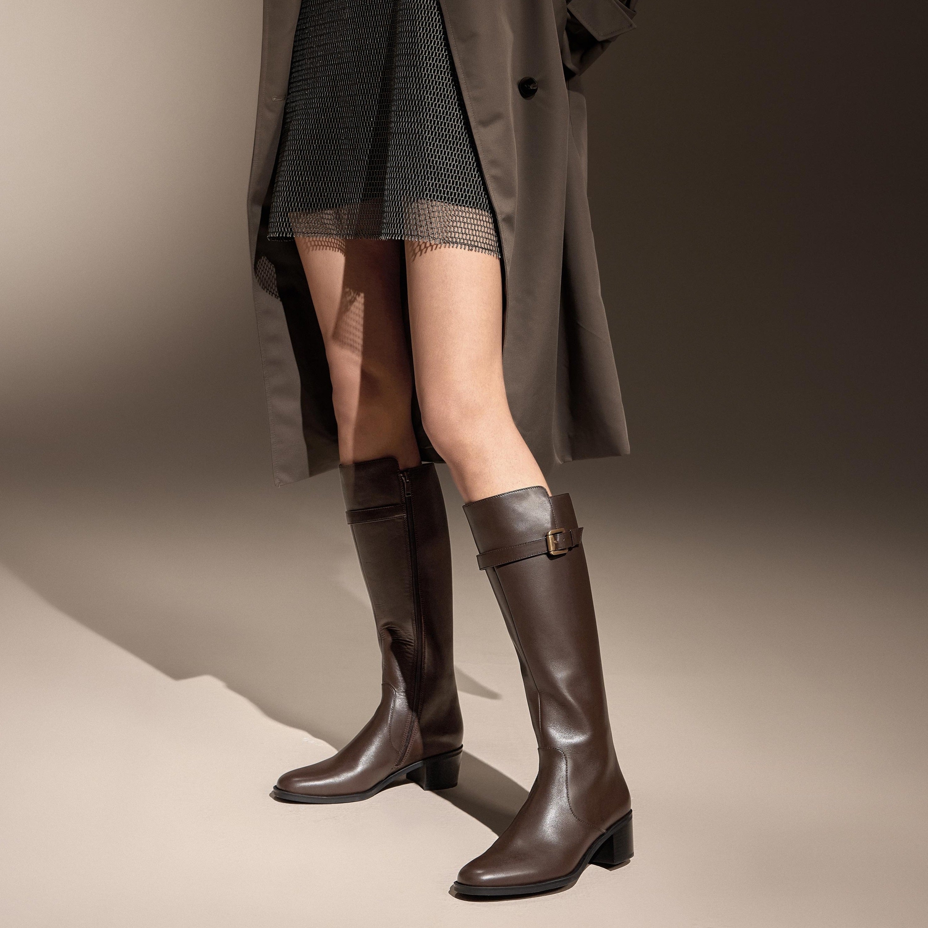 Black Golden Buckle Long Heeled Riding Boots