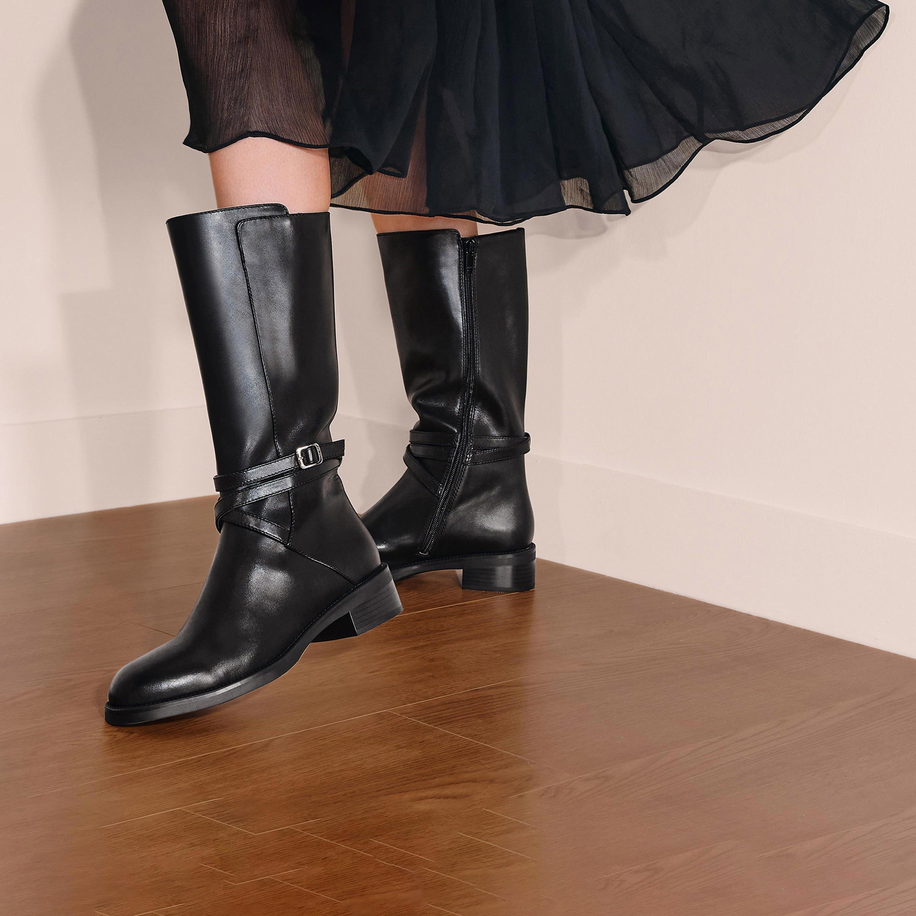 Black Waxed Ankle Buckle Mid-long Riding Boots