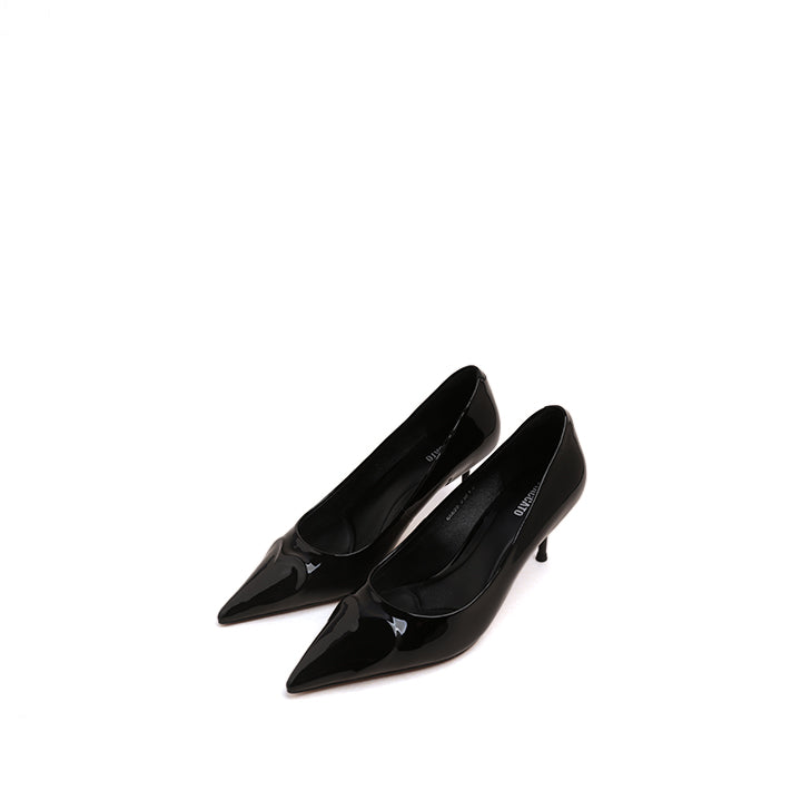 Black Embossed Heart Patent Heeled Pumps
