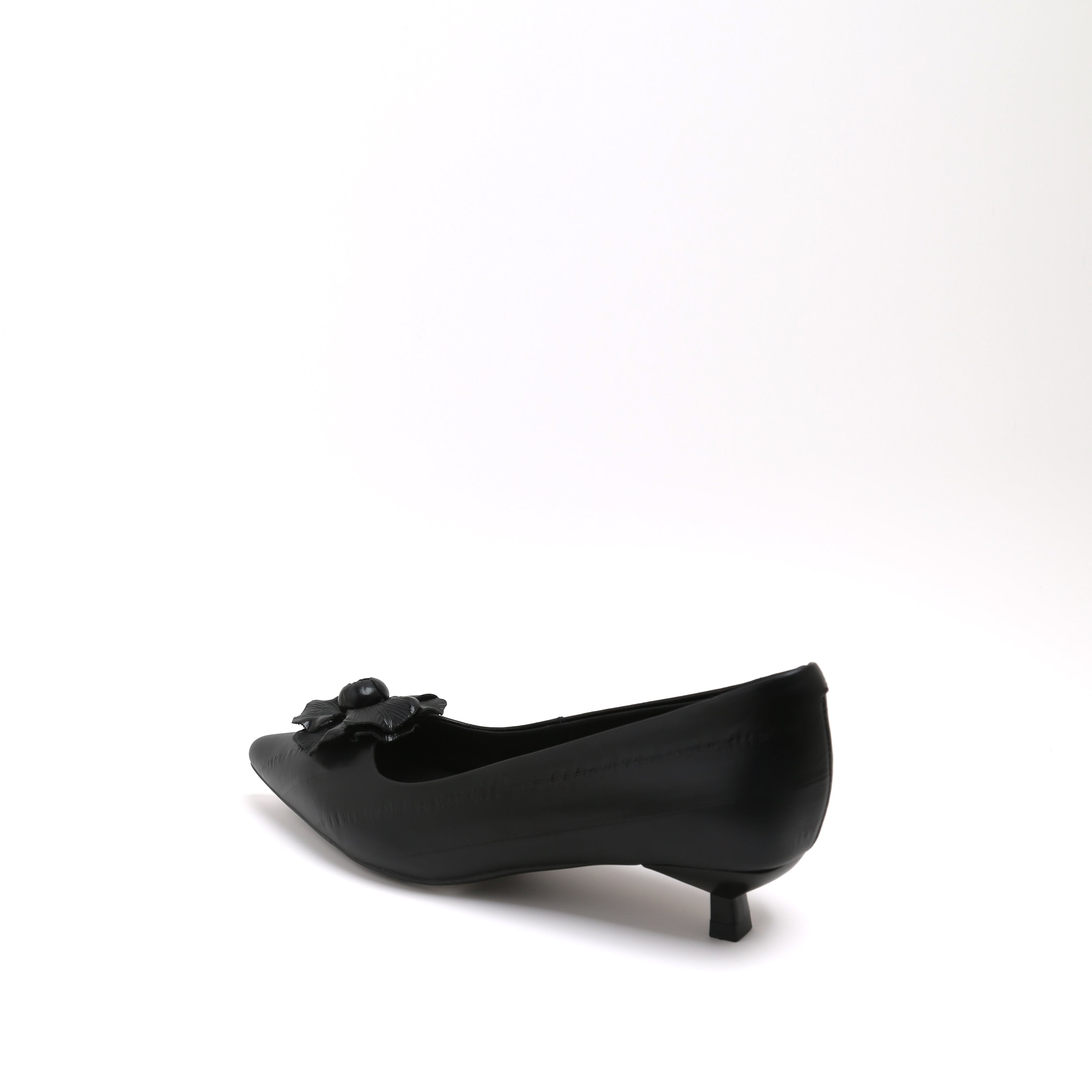Black Pointed Toe Leather Flower Kitten Heel Pumps