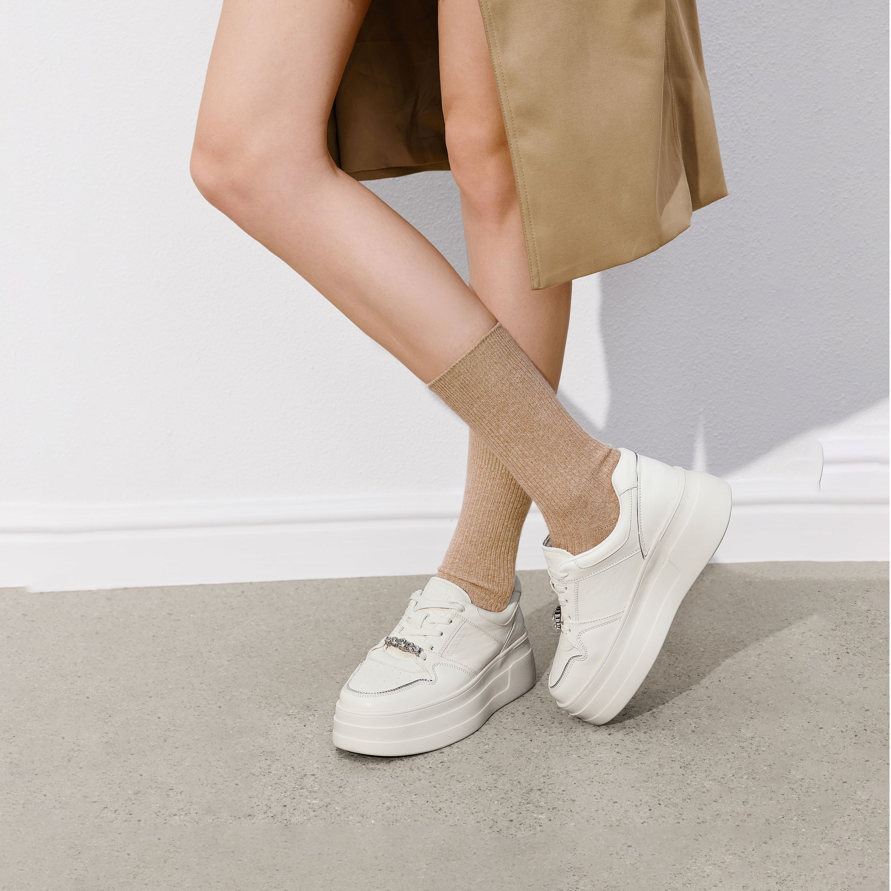 White Crystal Stars White Flatform Sneakers