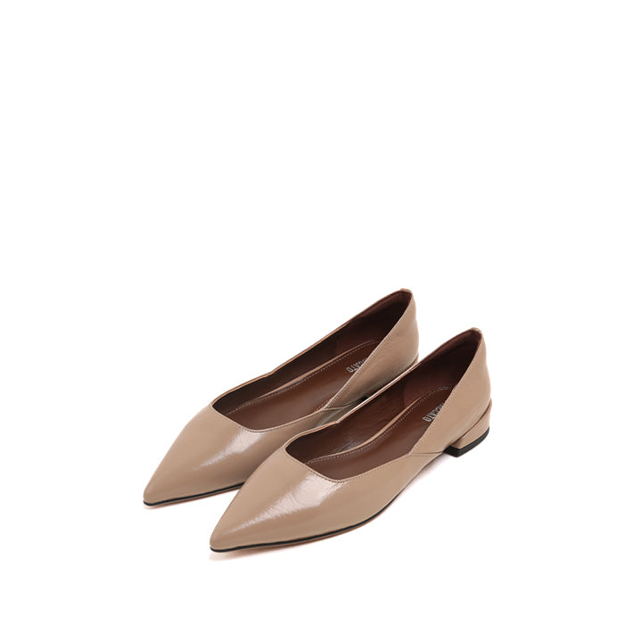 Nude Pointed Crumpled leather Cut Out Flats