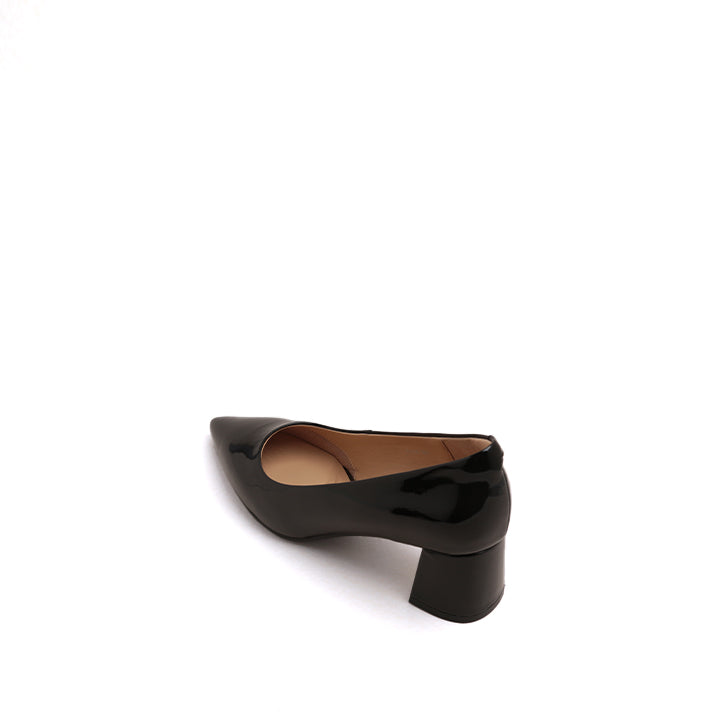 Black Patent Pointed-toe Block Heeled Pumps