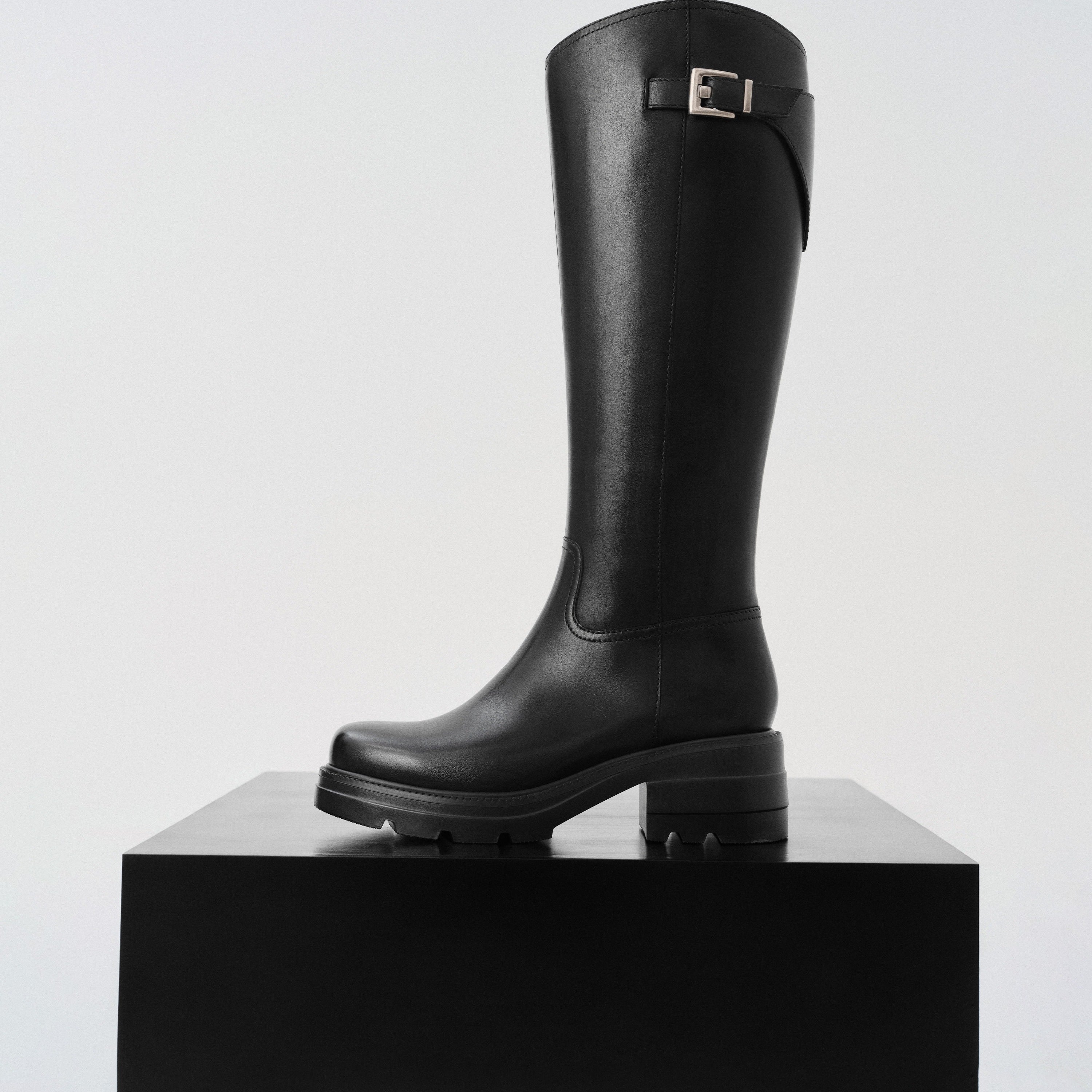 Black Leather Top Buckle Knee-High Riding Boots
