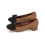 Load image into Gallery viewer, Taupe Bow Leather Workwear Pumps
