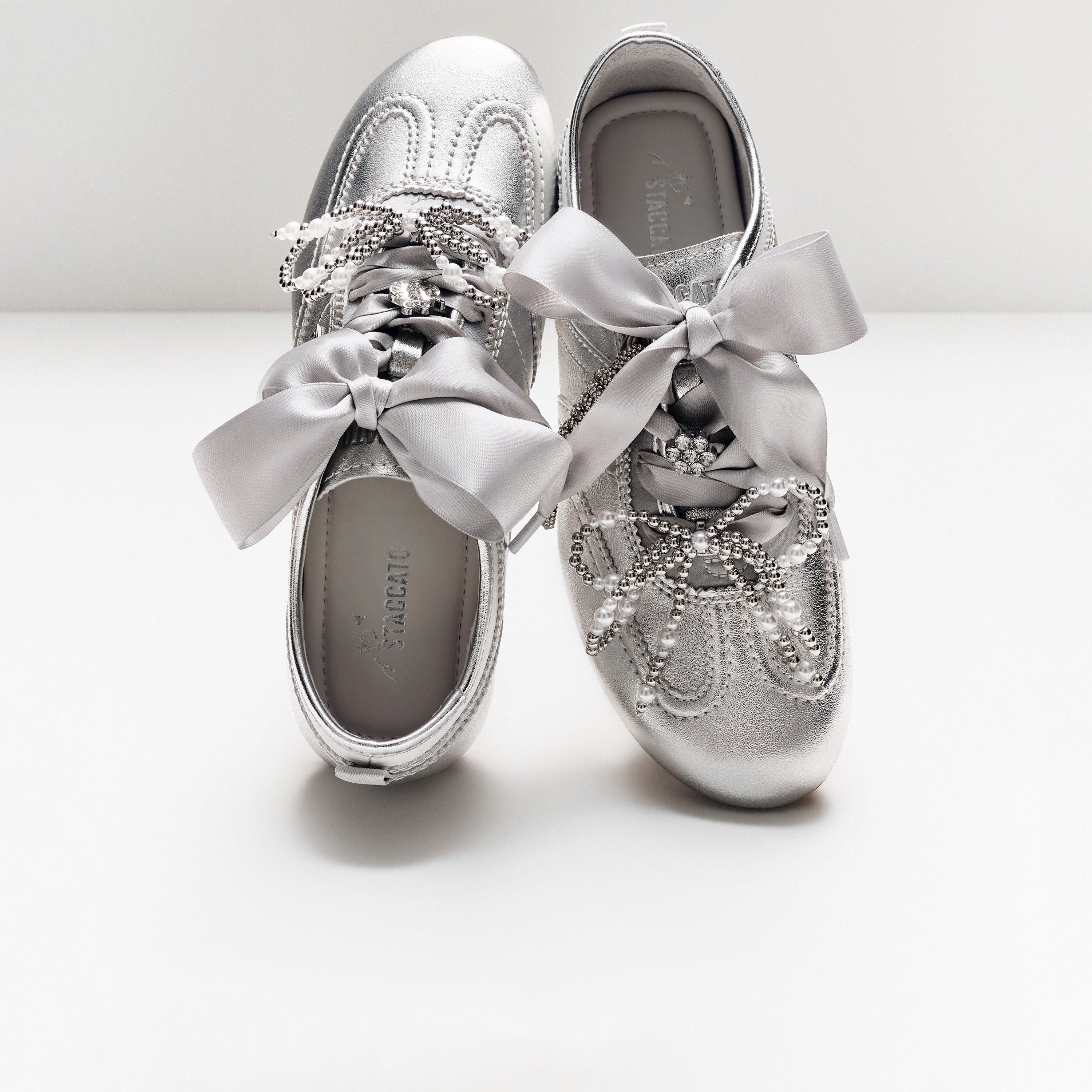 Yang Mi Crossover Silver Leather Softy Runner