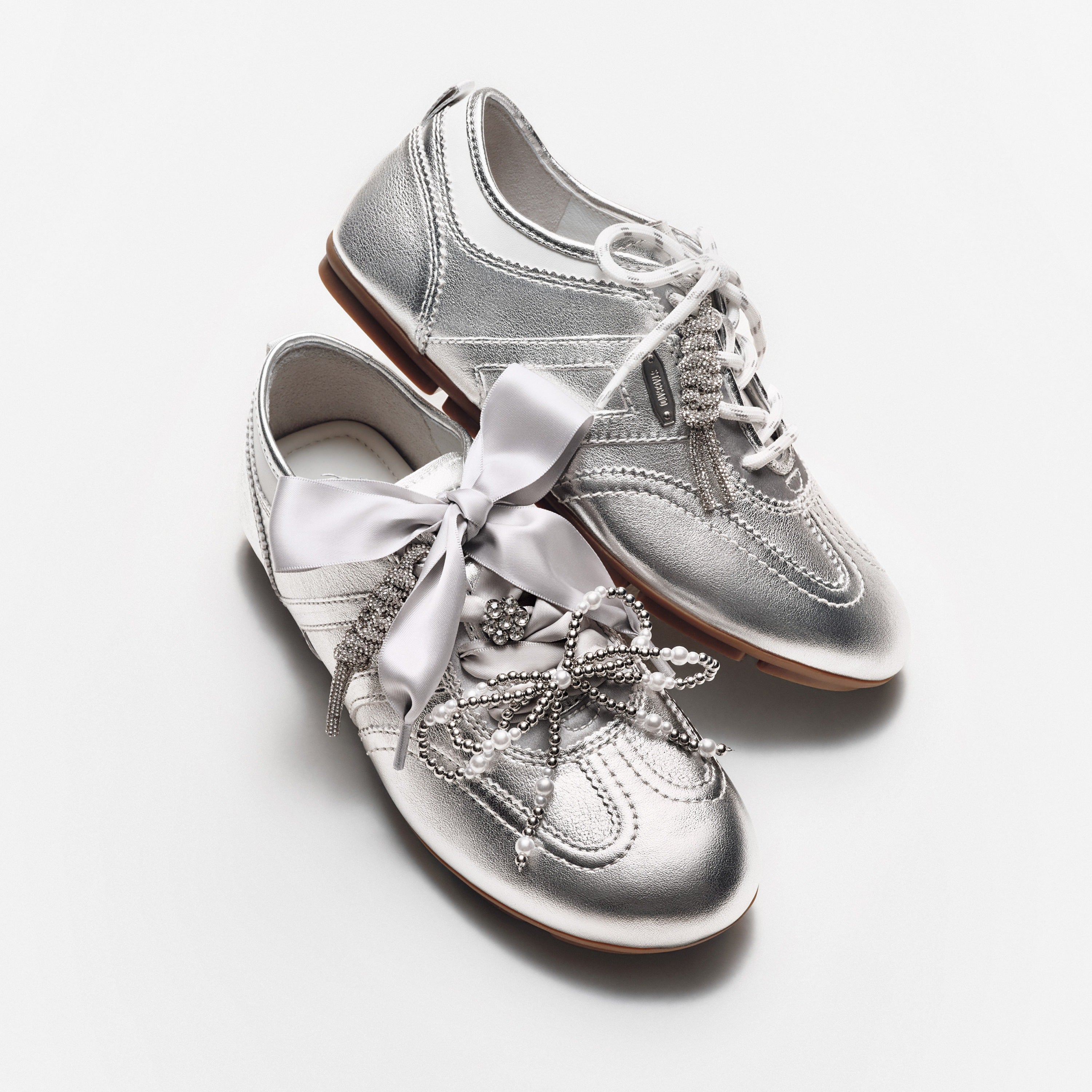 Yang Mi Crossover Silver Leather Softy Runner