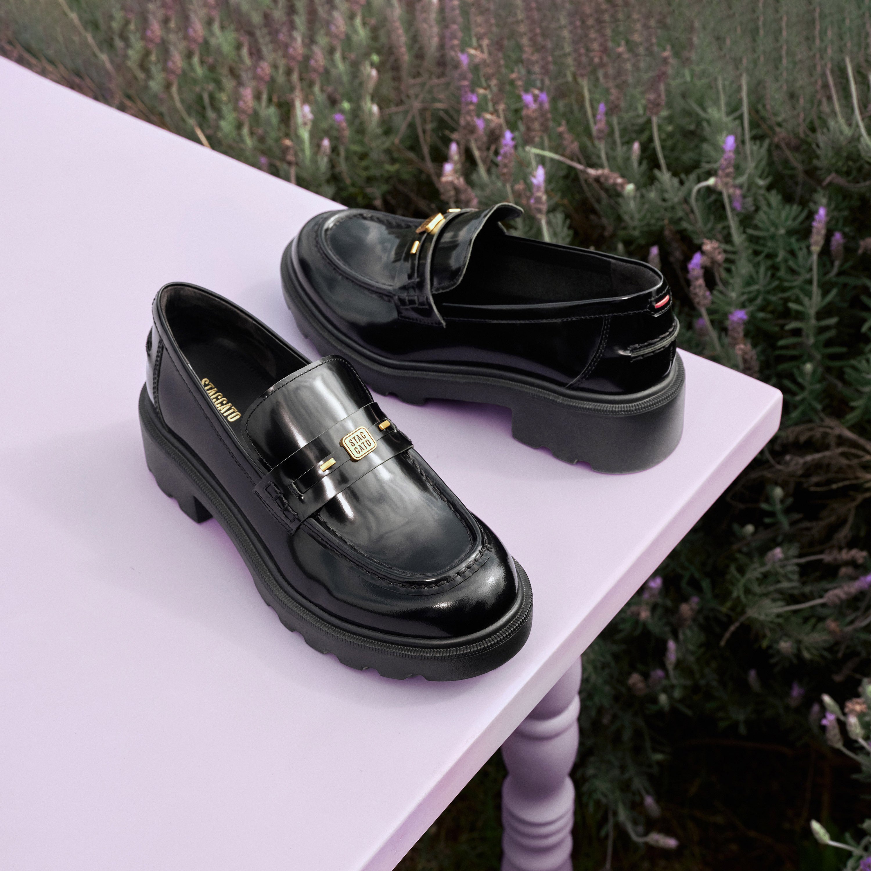 Black ST Golden Cube Buckle Classic Loafers