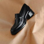 Load image into Gallery viewer, Black ST Leaf Leather Heeled Loafers
