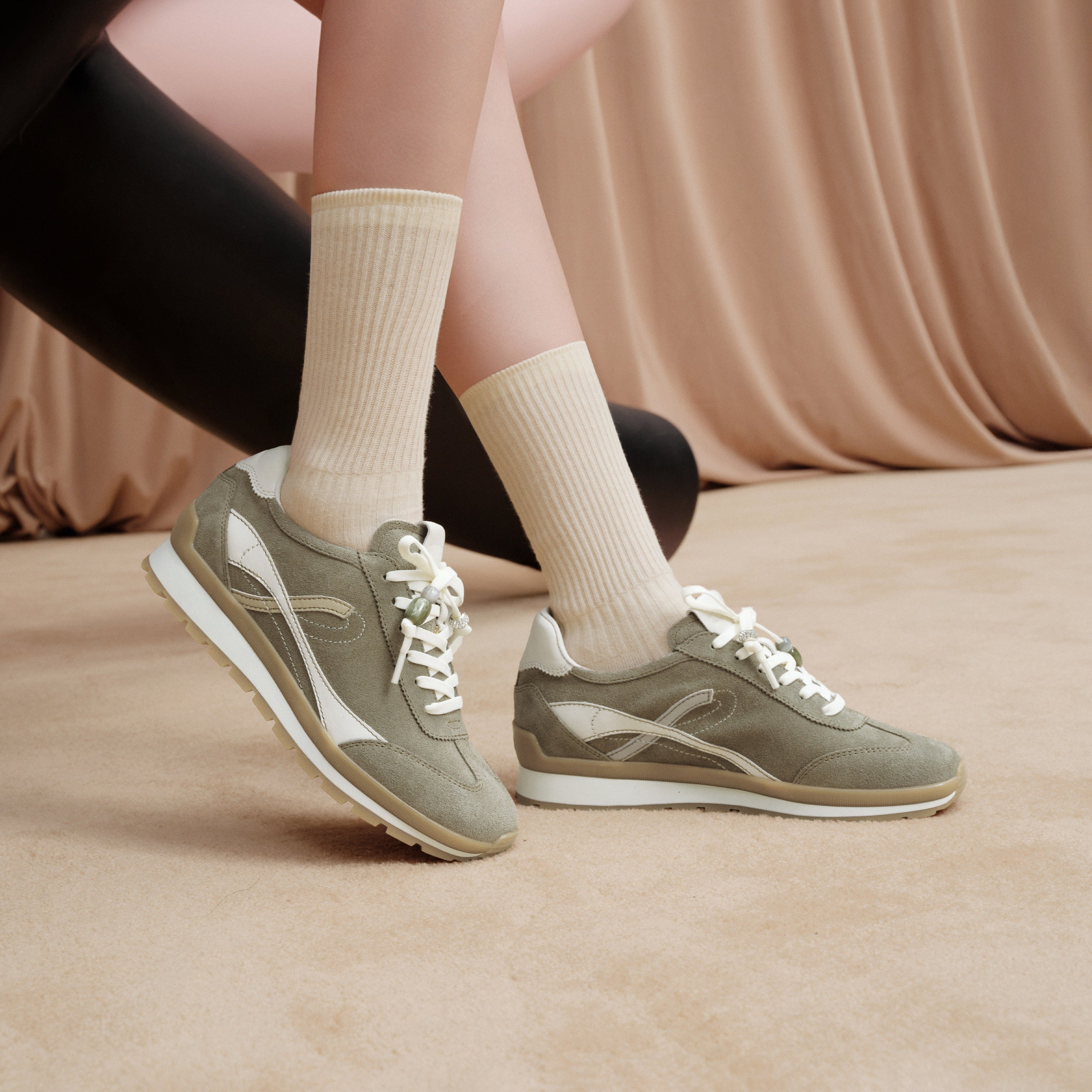 Green Bow Logo ST Lace Up Runners