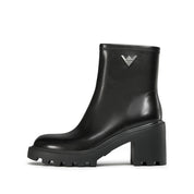 STACCATO × VERA WANG Metal Emblem Block Heel Ankle Boots