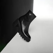 STACCATO × VERA WANG Metal Emblem Block Heel Ankle Boots