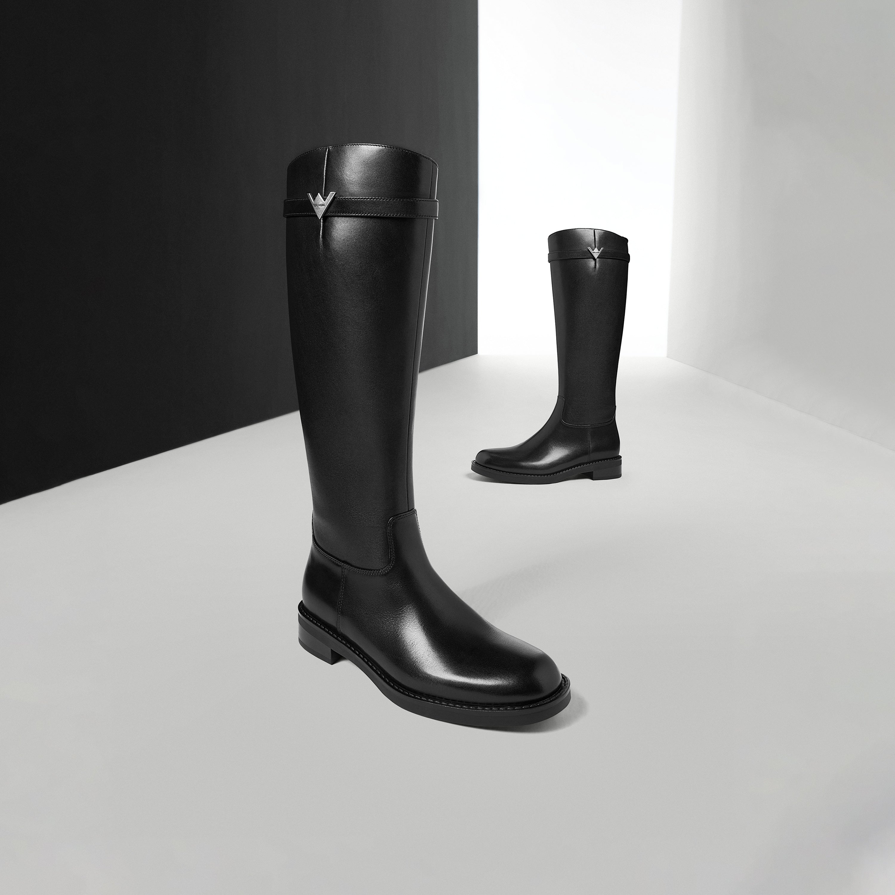 STACCATO × VERA WANG Metal Buckle Leather Riding Boots