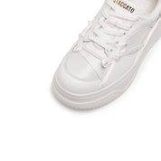 Monotone White Bows Sneakers