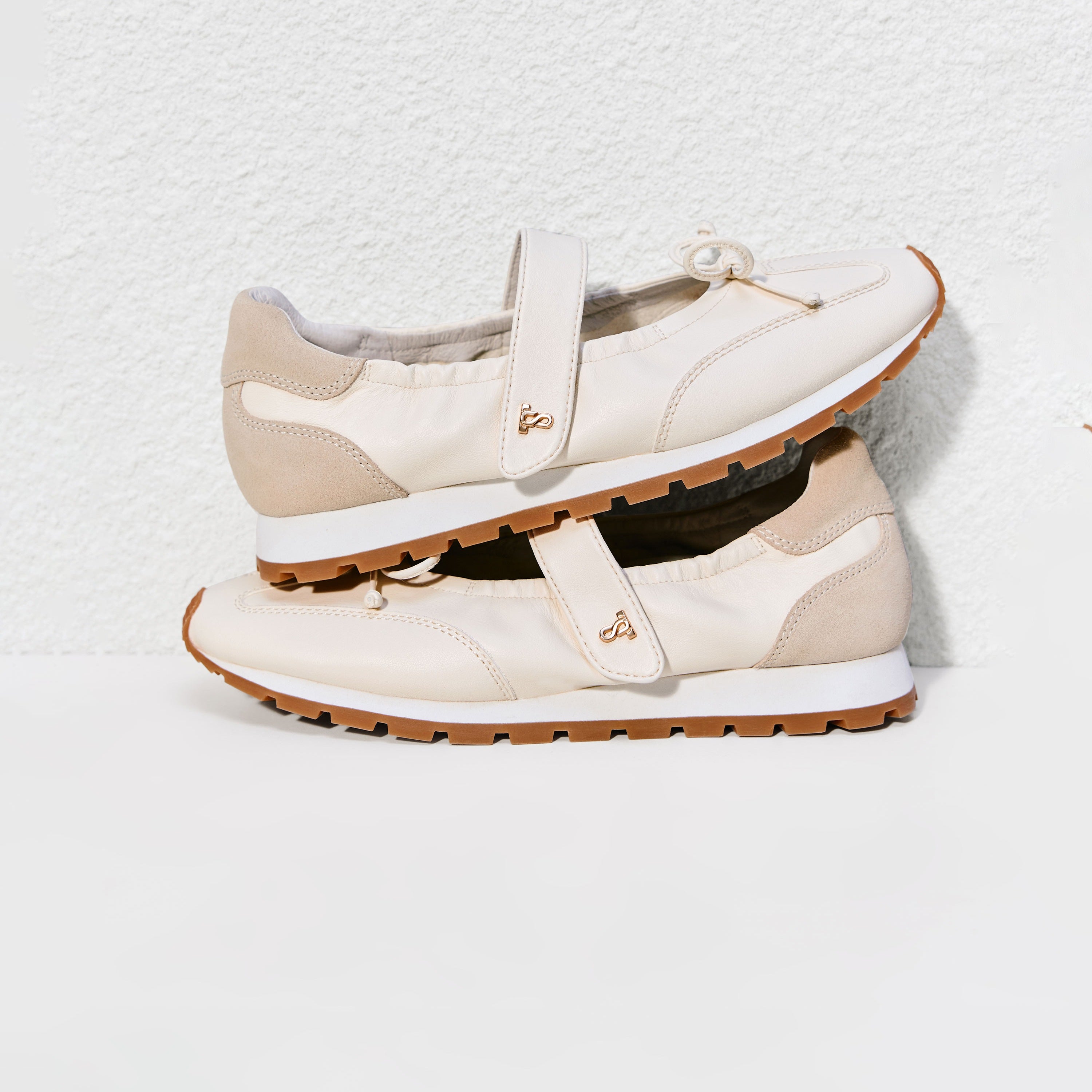 Beige ST Bow Mary Jane Derby Sneakers