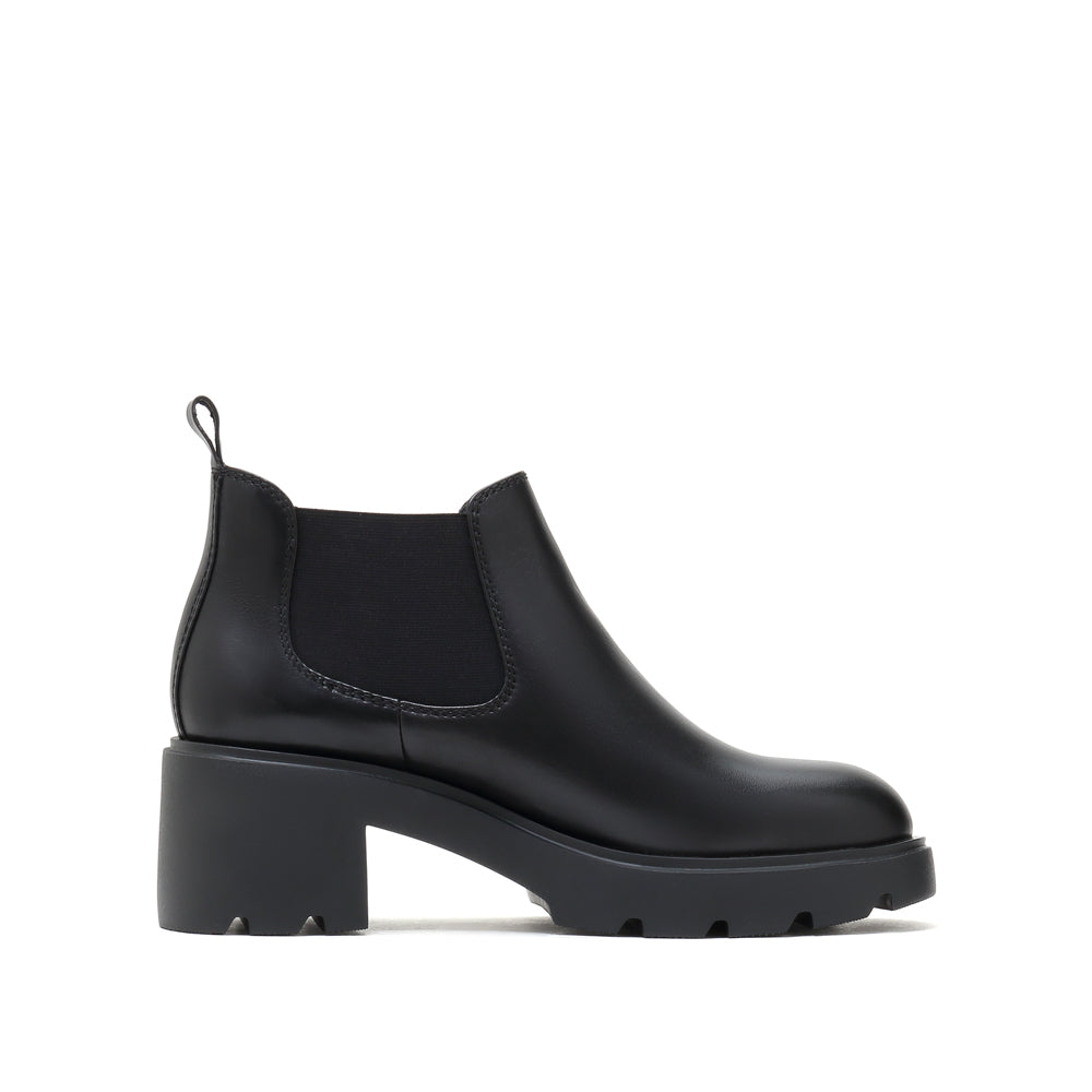 Black Chunky Chelsea Boots