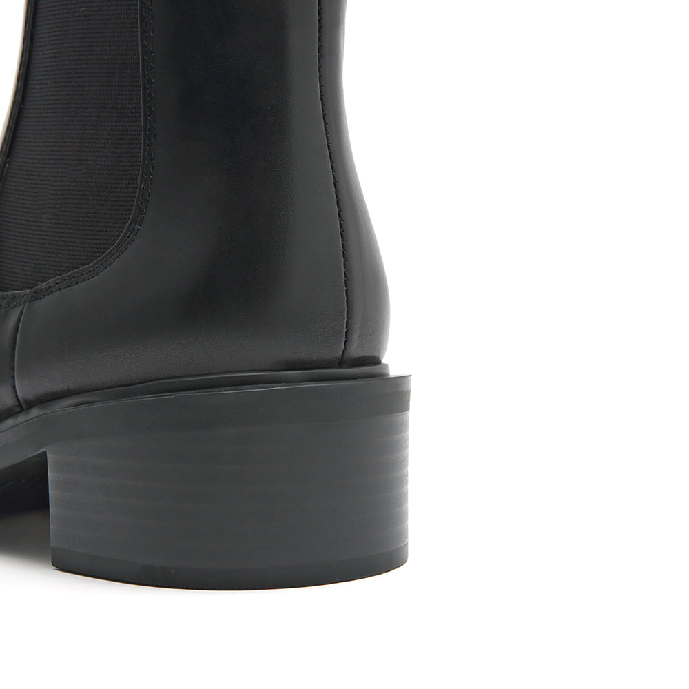 Black Leather Ankle Chelsea Boots